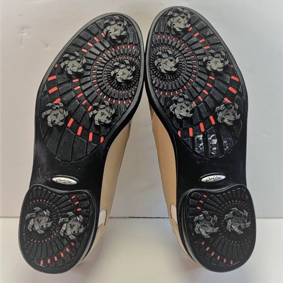 NEW Woman's OAKLEY GOLF SHOES Size 8.5 Ladies Golf Shoes - Picture 2 of 8